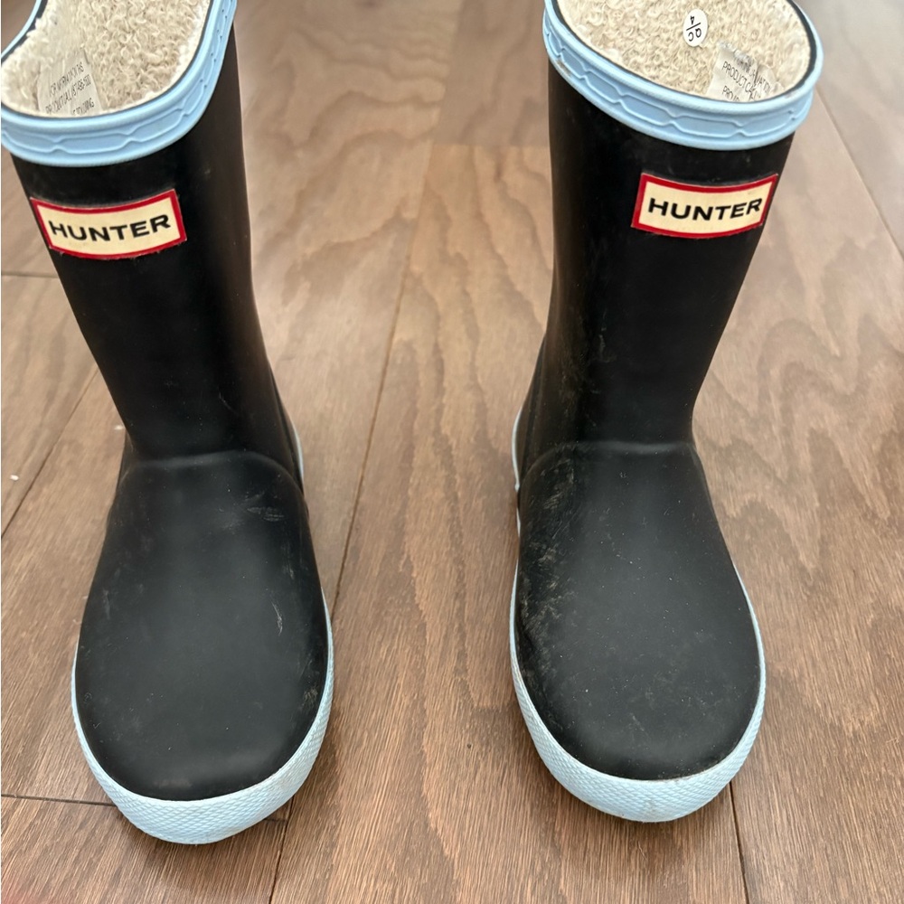 Hunter Kids Black and Blue Rain Boots